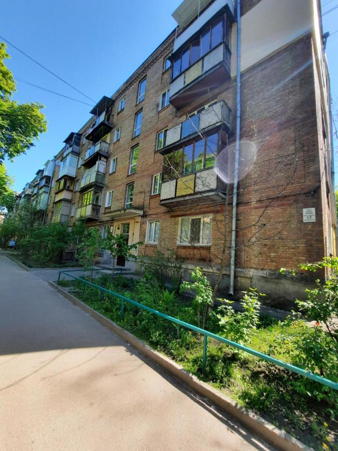 Посуточно Мини-Студия Метро Дорогожичи Киев Kyiv Exterior foto