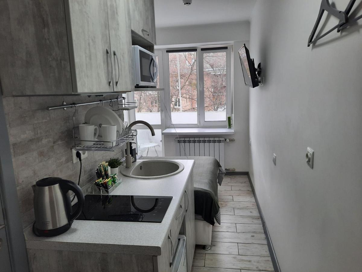 Посуточно Мини-Студия Метро Дорогожичи Киев Kyiv Exterior foto